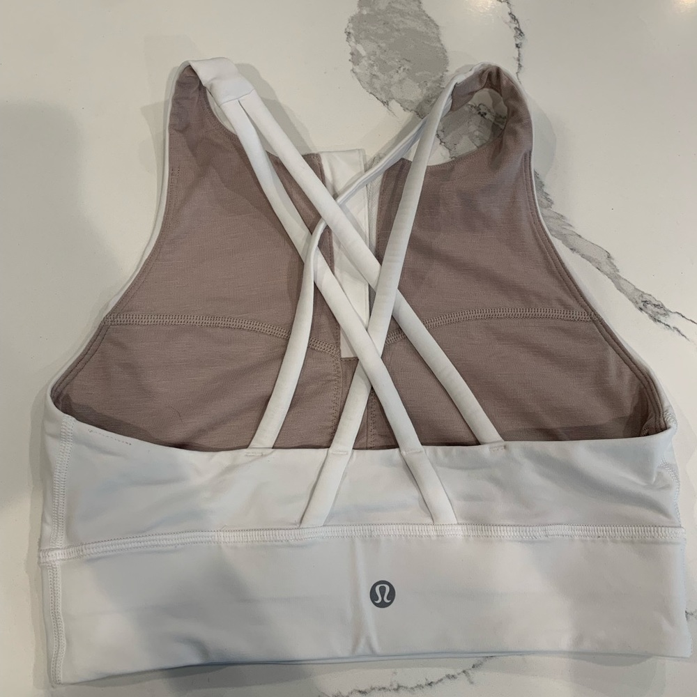 Energy High-Neck Longline Zip-Front Bra *Medium Support B–D Cups 
White size 6